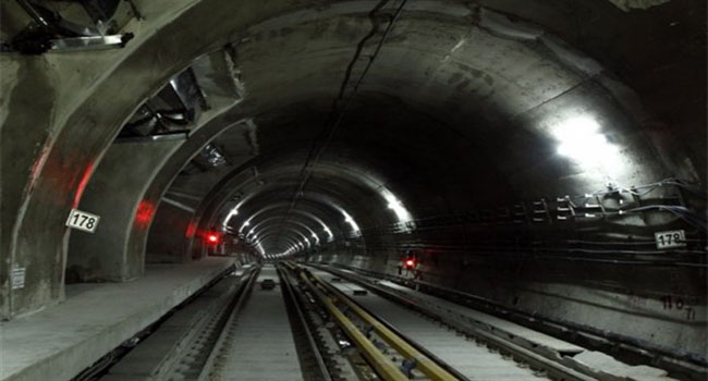 تونل های طرفین ایستگاههای Z2  و Y2 مترو تهران